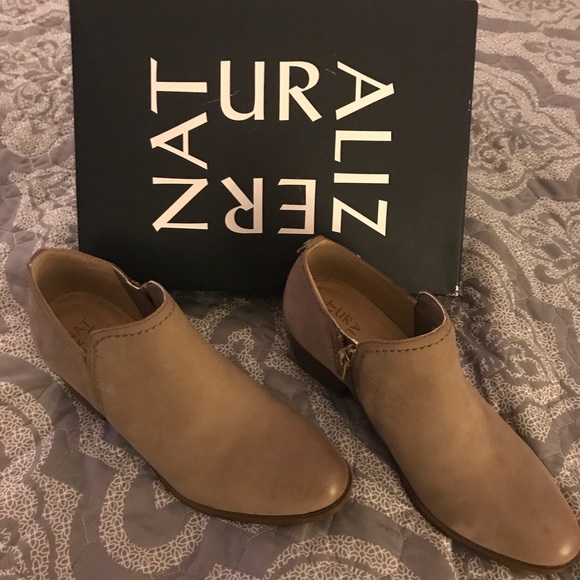 naturalizer zarie boot